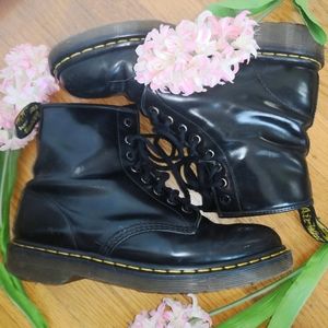 Black 1460 Doc Martens